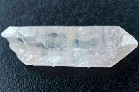 Natural Quartz Gemstones — Inclusion Gems & Technology Heartbeat