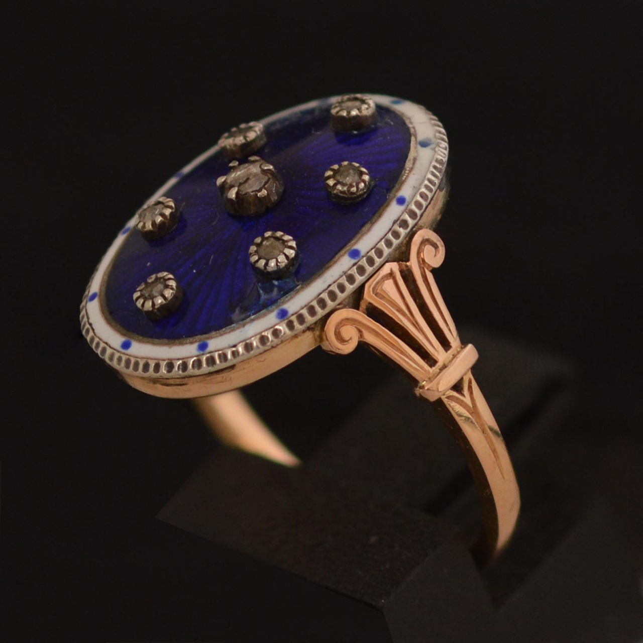 Antique Gemstones and Jewelry — Royal & Aristocratic Jewellery